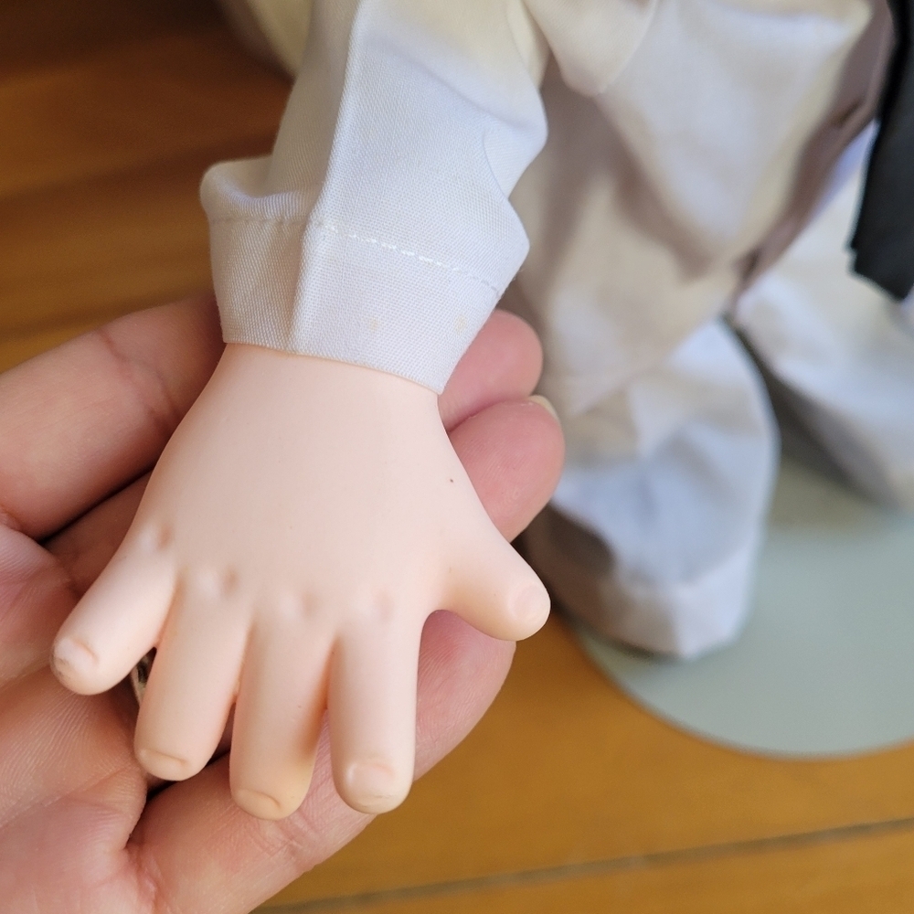 PRECIOUS MOMENTS - SAILOR SAM 15" Doll Limited - Navy Porcelain In Box BLACK TIE - Picture 6 of 14